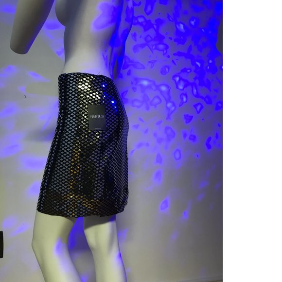 NEW FOREVER 21 Shiny Metallic mirror foil Payette sequin Pencil Disco Skirt - Picture 2 of 5